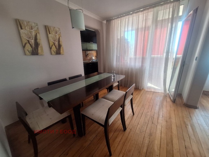 Дава под наем  3-стаен град София , Център , 100 кв.м | 81574171 - изображение [8]