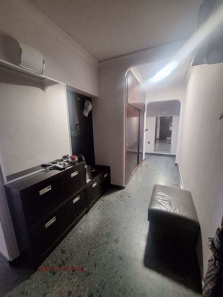 Дава под наем  3-стаен град София , Център , 100 кв.м | 81574171 - изображение [15]