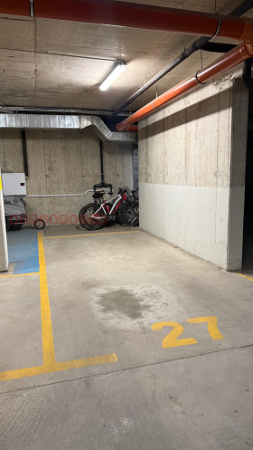 För uthyrning Parkeringsplats