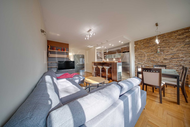 Дава под наем 4-СТАЕН, гр. София, Лозенец, снимка 2 - Апартаменти - 53004634