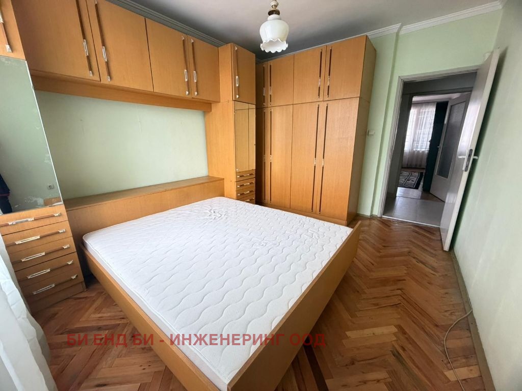 Дава под наем 3-СТАЕН, гр. София, Света Троица, снимка 5 - Апартаменти - 54194323