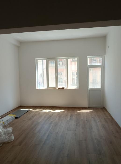 Дава под наем 4-СТАЕН, гр. Пловдив, Център