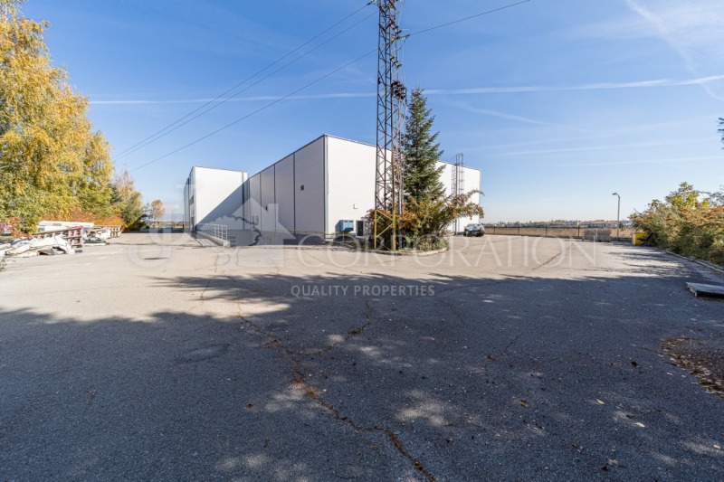 Zu vermieten  Industriegebäude region Sofia , Boschurishte , 3880 qm | 68460851 - Bild [13]