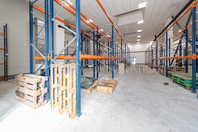 Zu vermieten  Industriegebäude region Sofia , Boschurishte , 3880 qm | 68460851 - Bild [2]