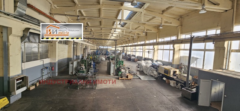 Дава под наем ПРОМ. ПОМЕЩЕНИЕ, гр. Пловдив, Индустриална зона - Юг, снимка 3 - Производствени сгради - 53081364