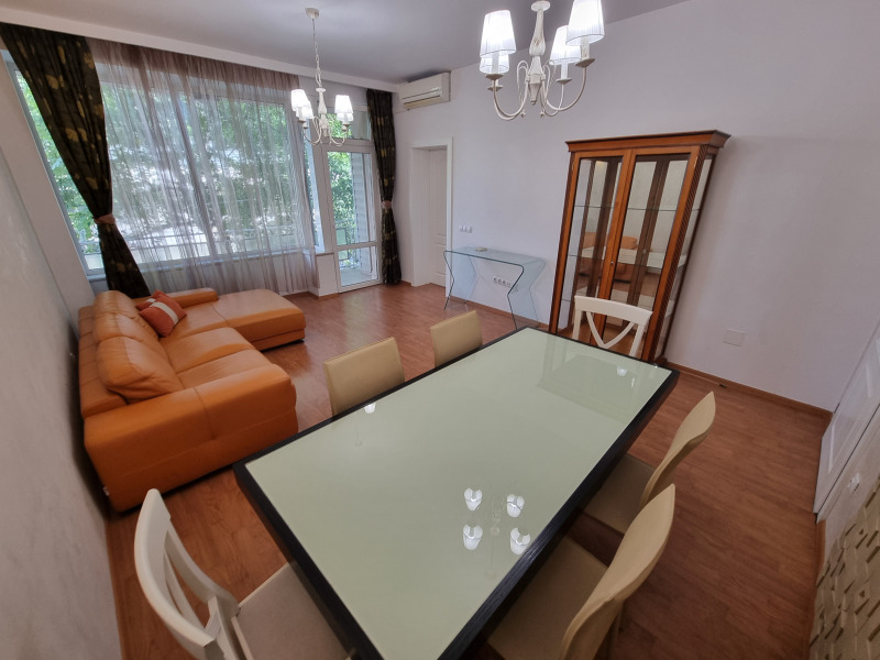 Para alugar  Mais de 3 quartos Sofia , Lozenec , 120 m² | 26464808