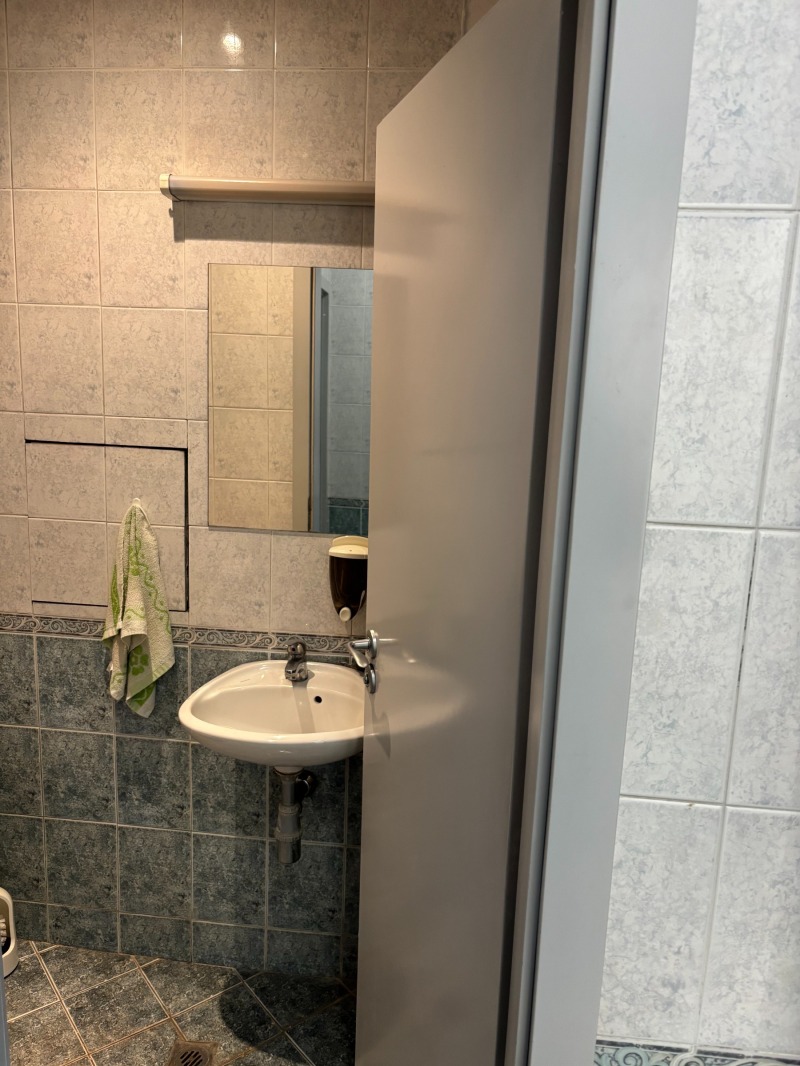 Дава под наем ОФИС, гр. Пловдив, Център, снимка 10 - Офиси - 52572005