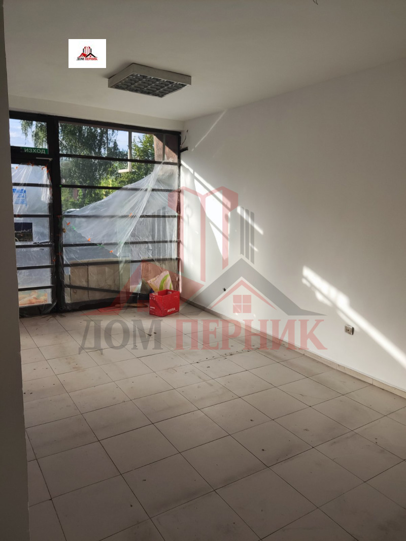 Para alugar  Comprar Pernik , Hristo Botev , 50 m² | 82667078 - imagem [3]