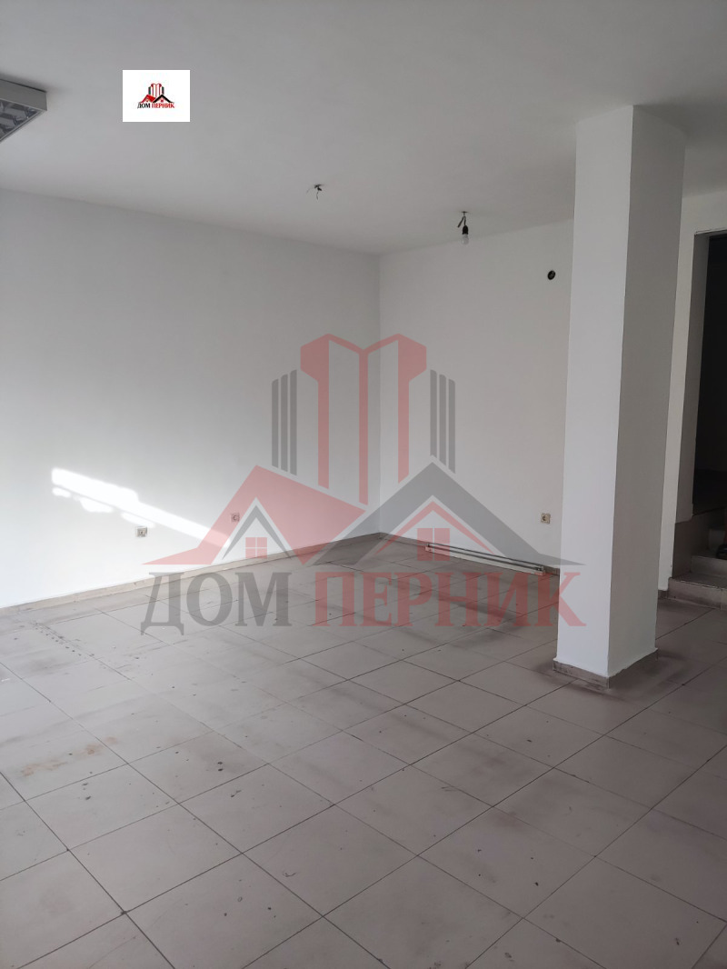 Para alugar  Comprar Pernik , Hristo Botev , 50 m² | 82667078