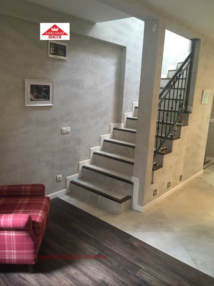 Дава под наем 2-СТАЕН, гр. София, Оборище, снимка 13 - Апартаменти - 53736247