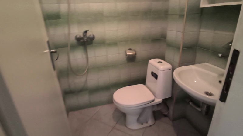 Дава под наем 2-СТАЕН, гр. Русе, Център, снимка 8 - Апартаменти - 52756036