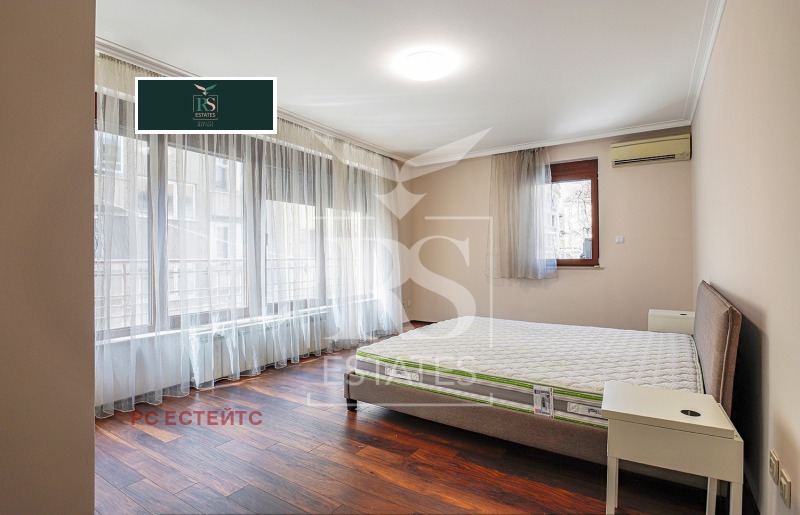 För uthyrning  3 sovrum Sofia , Centar , 220 kvm | 87155672 - bild [16]