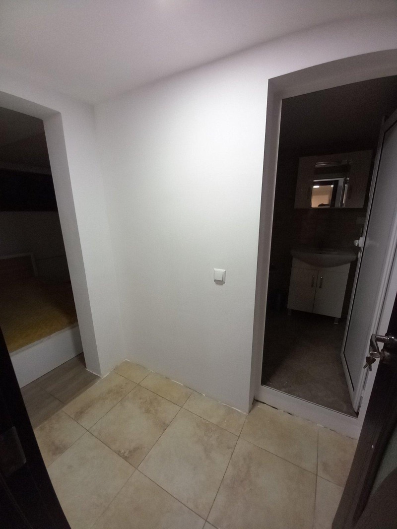 Do wynajęcia  Piętro domu Sofia , Gorubljane , 85 mkw | 66727437 - obraz [3]