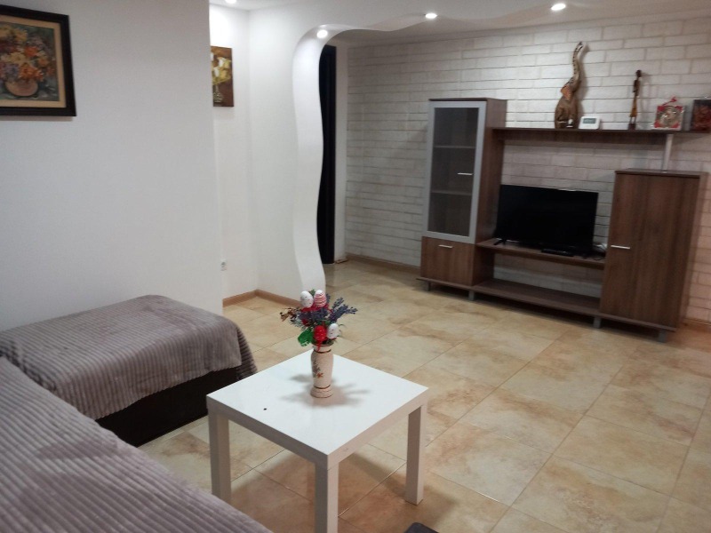 Do wynajęcia  Piętro domu Sofia , Gorubljane , 85 mkw | 66727437 - obraz [5]
