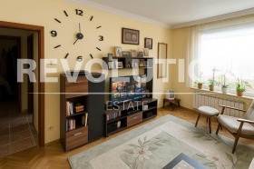 2 quartos Centar, Varna 2