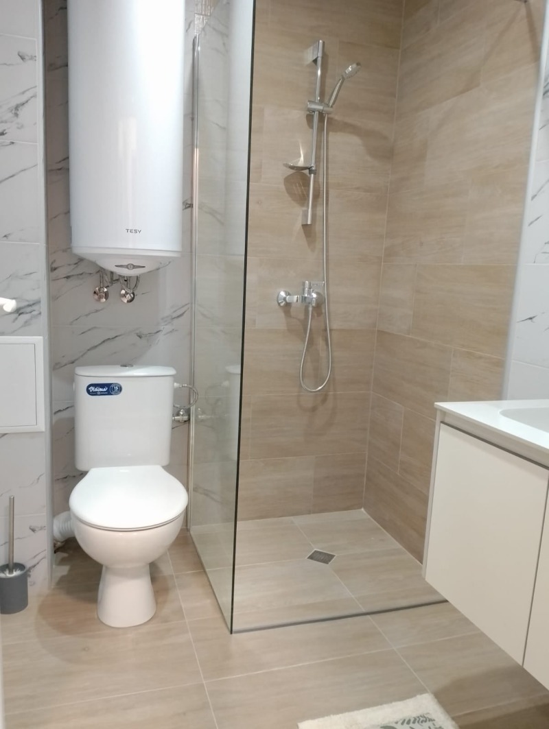 Zu vermieten  1 Schlafzimmer Warna , m-t Ptschelina , 73 qm | 44637310 - Bild [2]
