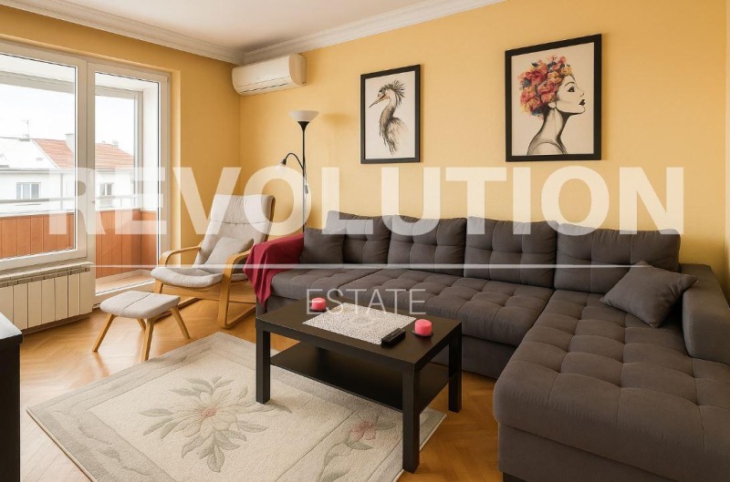 Издаје се  2 спаваће собе Варна , Центар , 60 м2 | 30567960