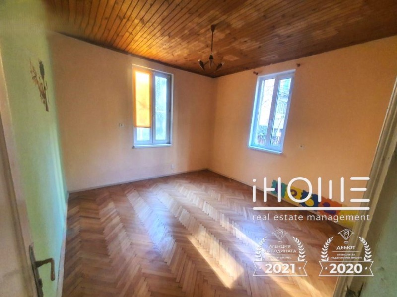 Дава под наем  Къща град София , Лозенец , 270 кв.м | 23216429 - изображение [11]
