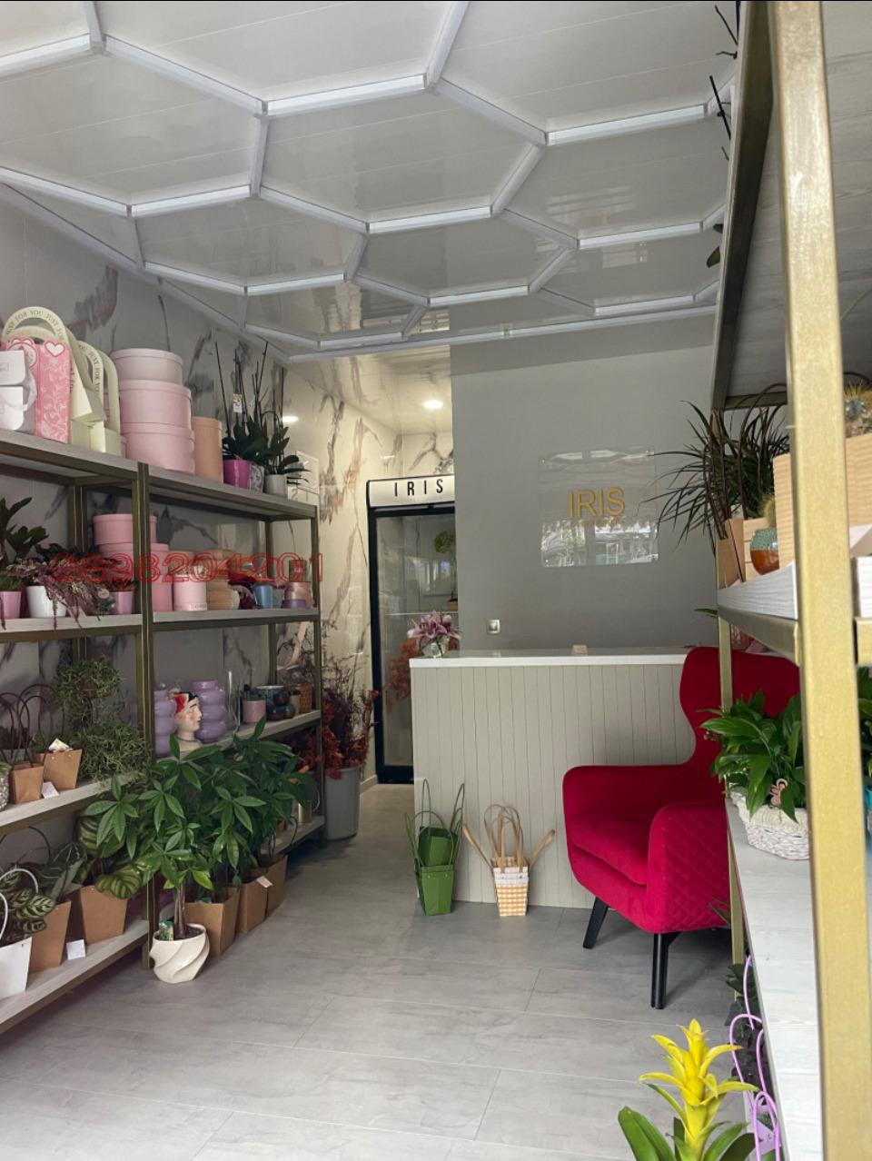 Дава под наем МАГАЗИН, гр. Варна, ВИНС-Червен площад, снимка 9 - Магазини - 53786266