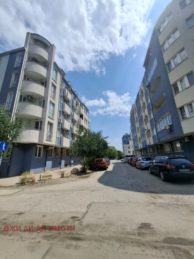 Парковочное место Студентски град, София