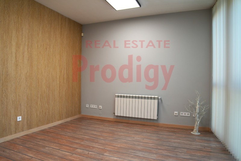 A louer  Bureau Sofia , Lozenets , 70 m² | 74084001 - image [2]