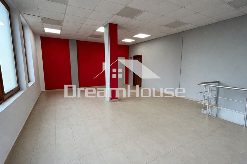 Дава под наем ОФИС, гр. Пловдив, Център, снимка 2 - Офиси - 53252362