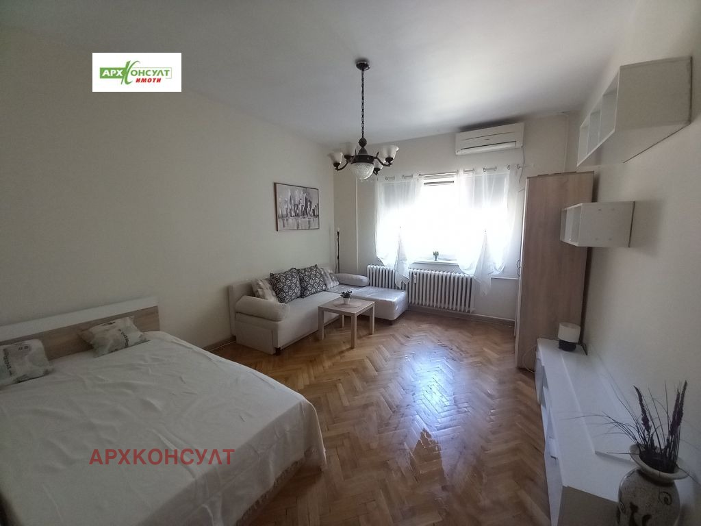 Дава под наем 2-СТАЕН, гр. София, Център, снимка 2 - Апартаменти - 54955019