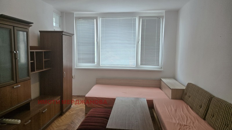 A louer  1 chambre Stara Zagora , Tsentar , 40 m² | 46603805