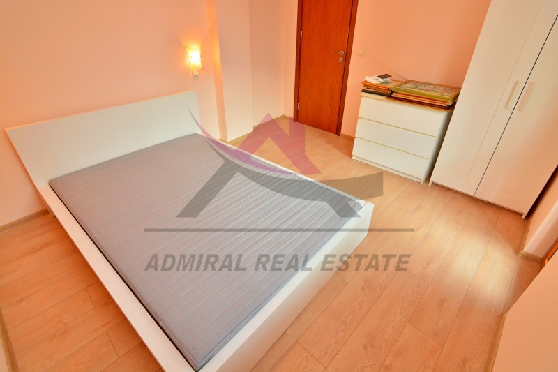 Zu vermieten  3 Schlafzimmer Warna , k.k. Sw.Sw. Konstantin i Elena , 150 qm | 47699010 - Bild [3]