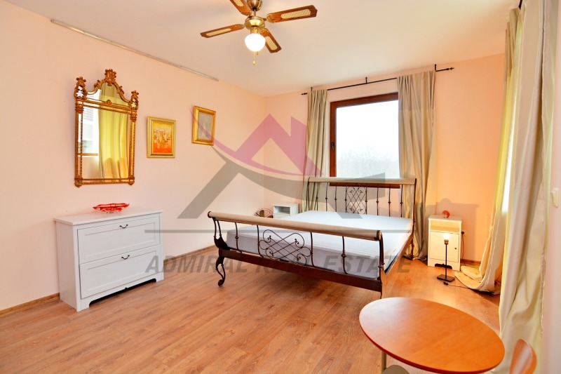Zu vermieten  3 Schlafzimmer Warna , k.k. Sw.Sw. Konstantin i Elena , 150 qm | 47699010 - Bild [5]