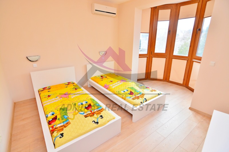 Zu vermieten  3 Schlafzimmer Warna , k.k. Sw.Sw. Konstantin i Elena , 150 qm | 47699010 - Bild [7]