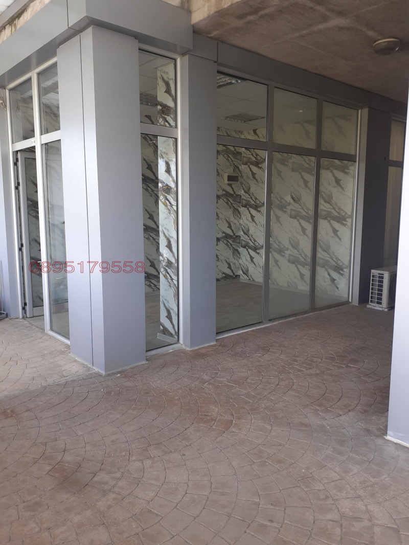 Kiadó  Üzlet Sofia , Levski G , 14 négyzetméter | 62369777