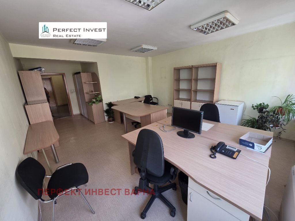 Дава под наем ОФИС, гр. Варна, Лятно кино Тракия, снимка 7 - Офиси - 55310299