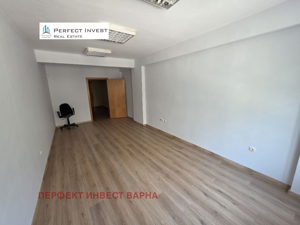 Дава под наем ОФИС, гр. Варна, Лятно кино Тракия, снимка 9 - Офиси - 55310299
