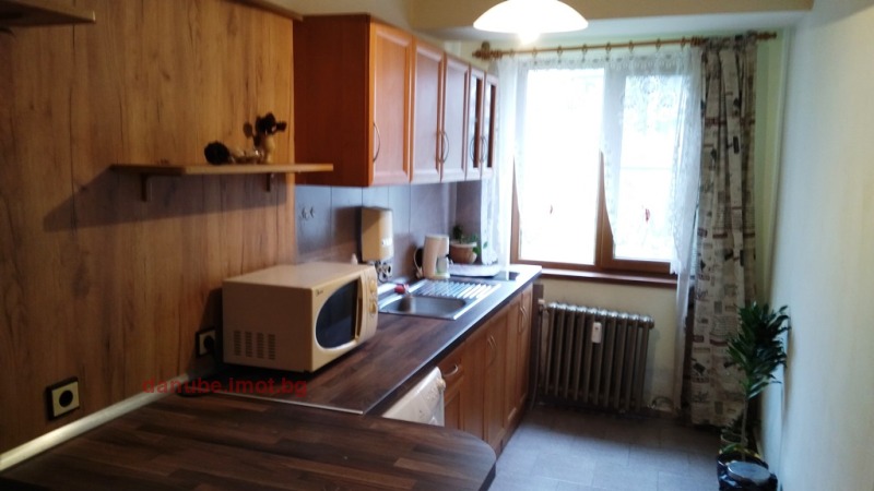 Дава под Наем 1-СТАЕН в град Русе, Център - 50 кв.м / 280 € » 547.63 лв., ДУНАВСКИ ИМОТИ
