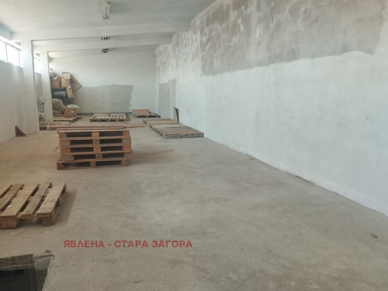 Дава под Наем СКЛАД в град Стара Загора, Индустриална зона - запад - 790 кв.м / 1 500 € » 2 933.75 лв., ЯВЛЕНА - СТАРА ЗАГОРА