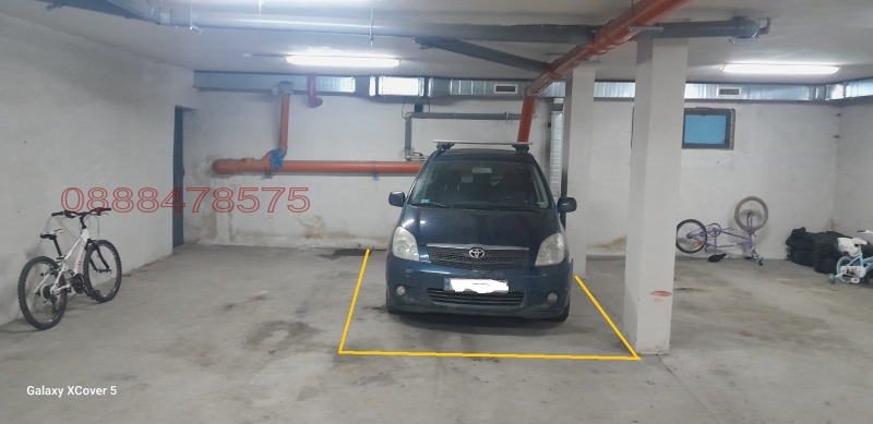 Дава под Наем ПАРКОМЯСТО в град София, Орландовци - 13 кв.м / 80 € » 156.47 лв.