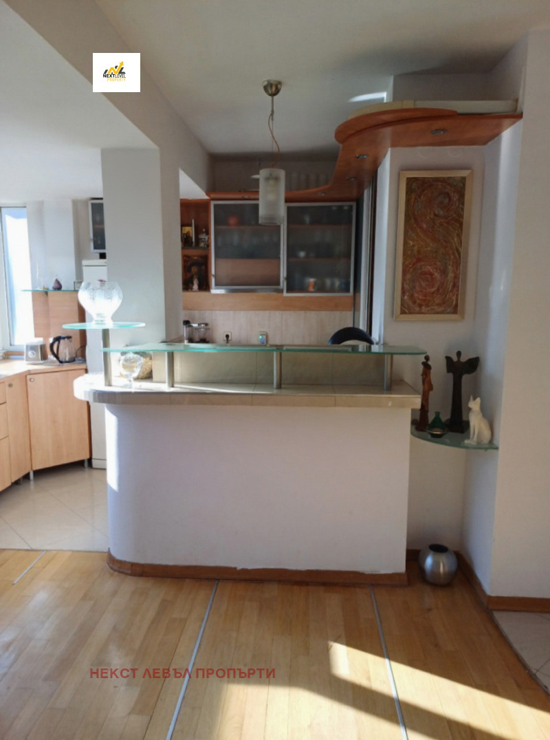 Дава под наем 3-СТАЕН, гр. София, Лозенец, снимка 3 - Апартаменти - 53173614