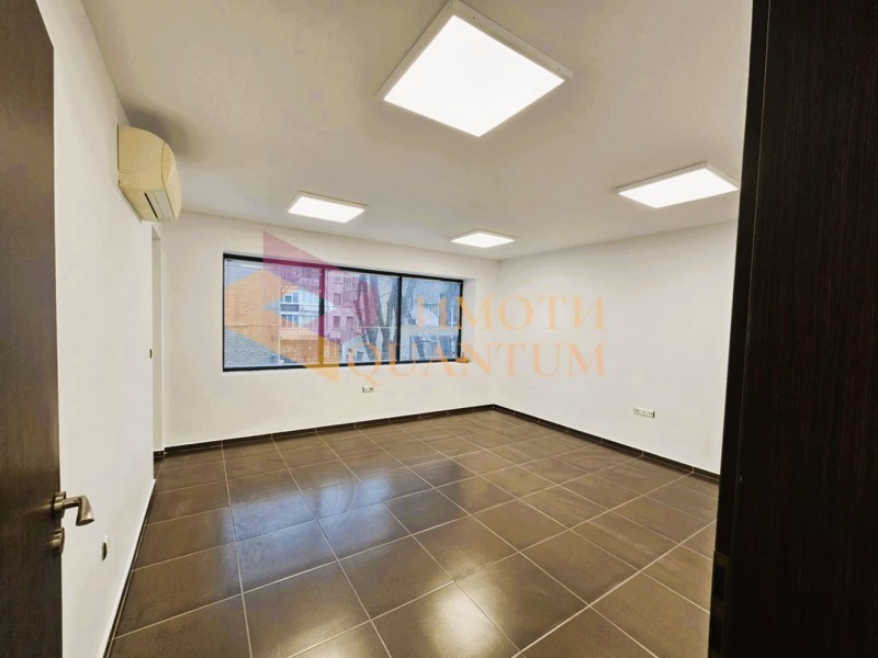 Дава под наем ОФИС, гр. Варна, Център, снимка 3 - Офиси - 53498741