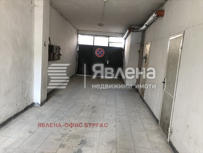 Дава под наем ГАРАЖ, ПАРКОМЯСТО, гр. Бургас, Възраждане