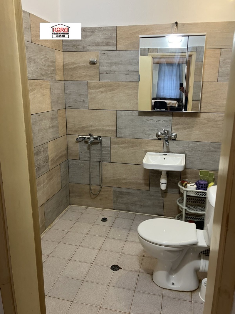 Дава под наем 2-СТАЕН, гр. Плевен, Идеален център, снимка 4 - Апартаменти - 52000193