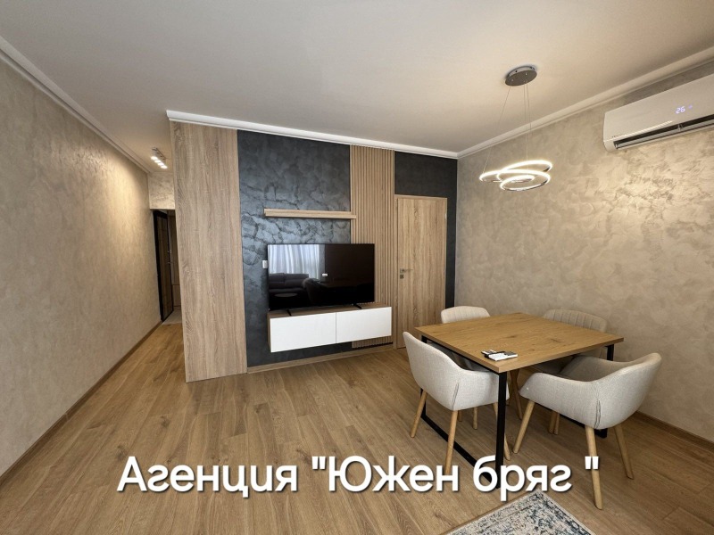 Дава под нем  2-стаен, град Шумен, Пазара •  695 лв. • ID 94403831 — holmes.bg - [1] 