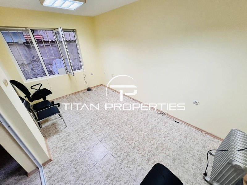 Te huur  Kantoor Burgas , Tsentar , 35 m² | 83887128 - afbeelding [8]