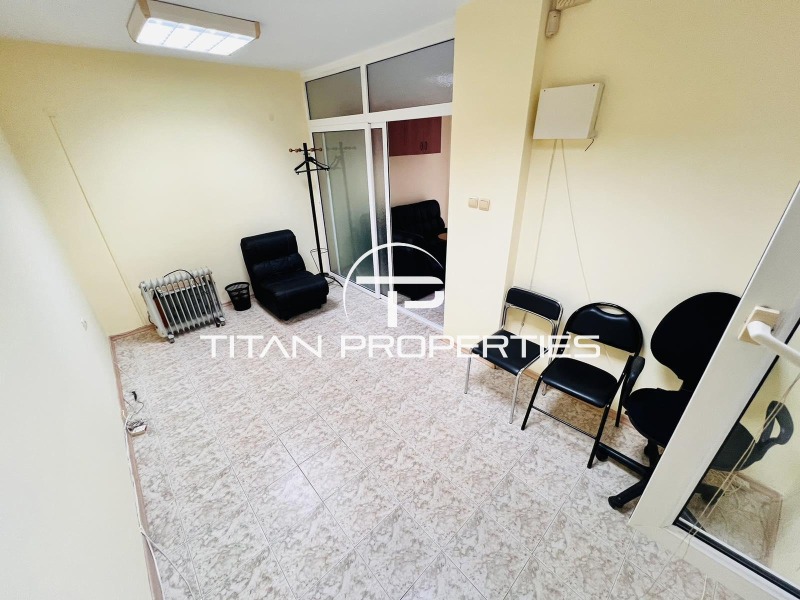 Te huur  Kantoor Burgas , Tsentar , 35 m² | 83887128 - afbeelding [7]