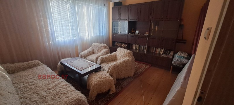 Дава под наем  Къща област Пловдив , с. Труд , 180 кв.м | 91438868