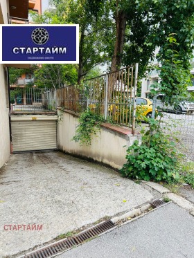 Garage Lozenez, Sofia