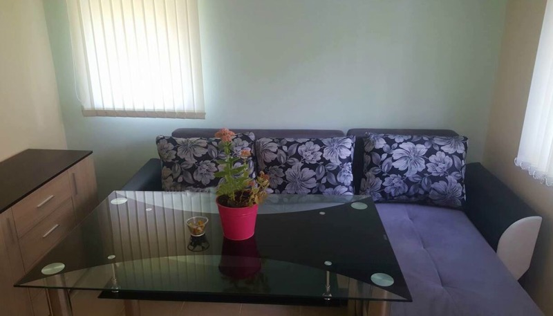 Te huur  Studio Varna , m-t Alen mak , 32 m² | 28619935