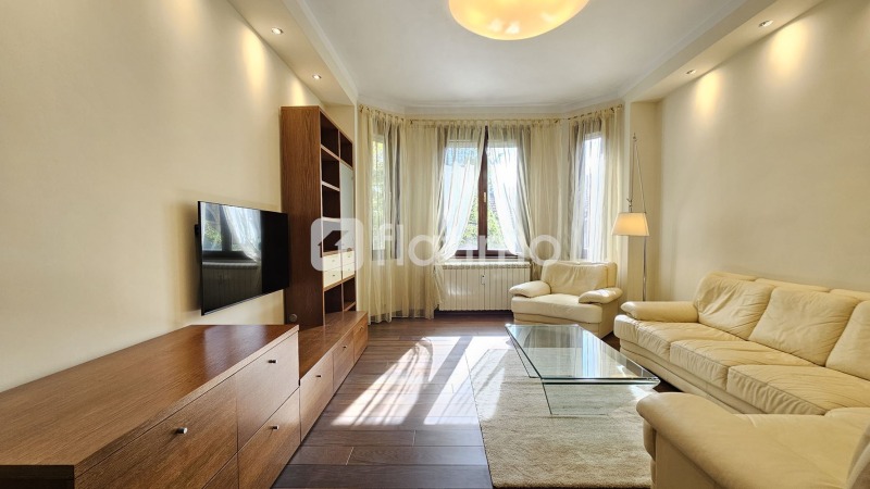 Zu vermieten  2 Schlafzimmer Sofia , Zentar , 110 qm | 77063039