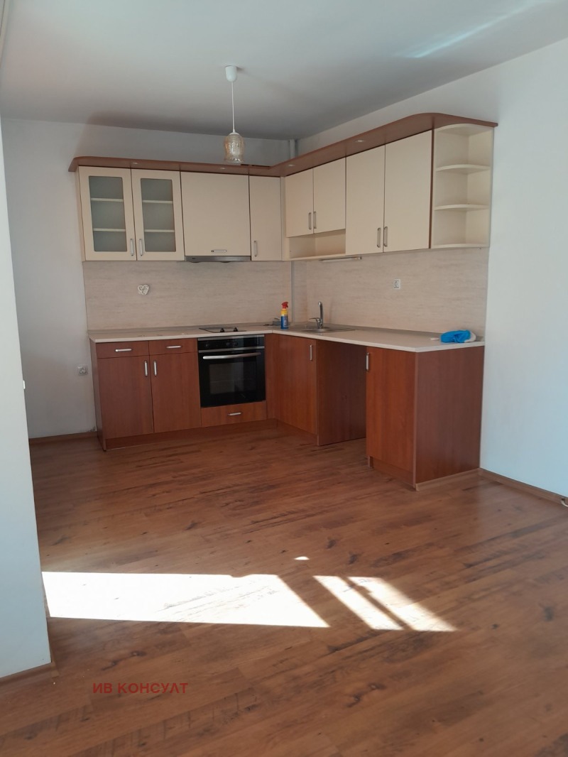 Te huur  2 slaapkamers Stara Zagora , Kazanski - iztok , 94 m² | 52691933