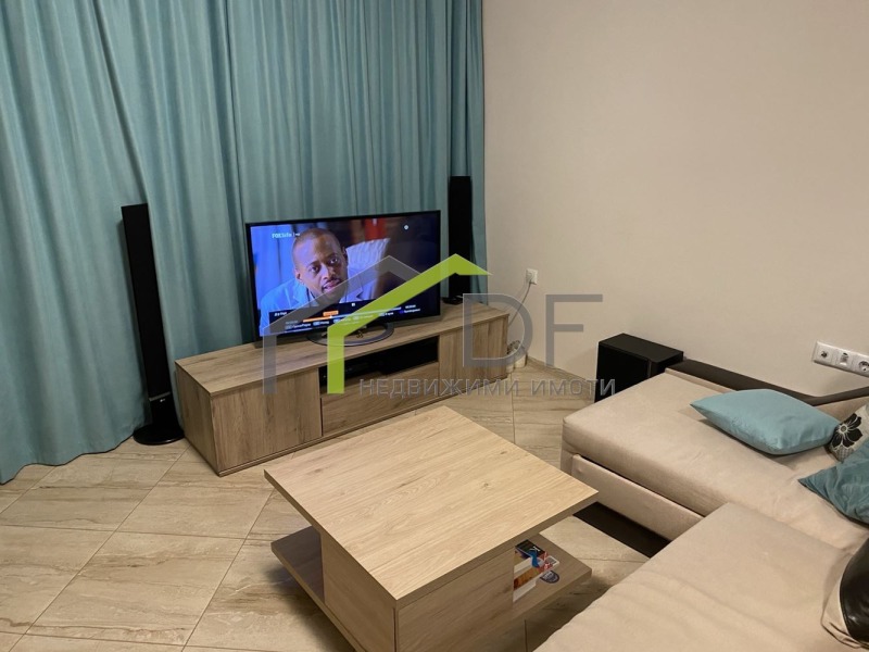 Дава под наем 3-СТАЕН, гр. Варна, Бриз, снимка 2 - Апартаменти - 52392209